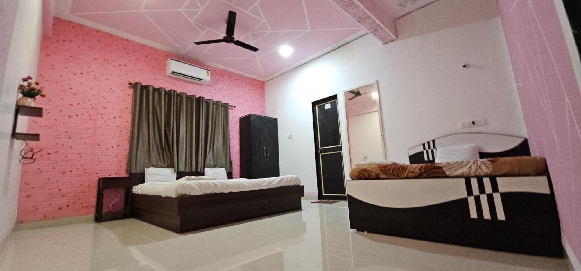 Blue Bell Homestay Lonavala Exterior photo